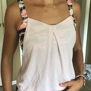 Lululemon workout top